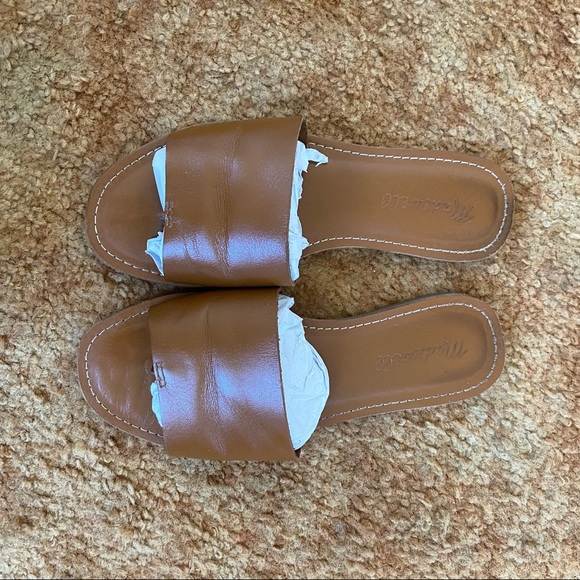 m a d e w e l l • leather slide - Picture 9 of 9